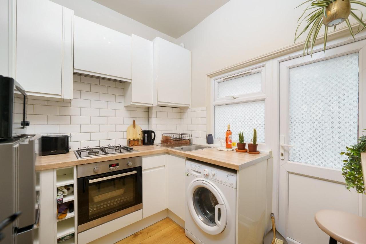 Gorgeous Apartment Wood Green Palmers Green Exterior photo